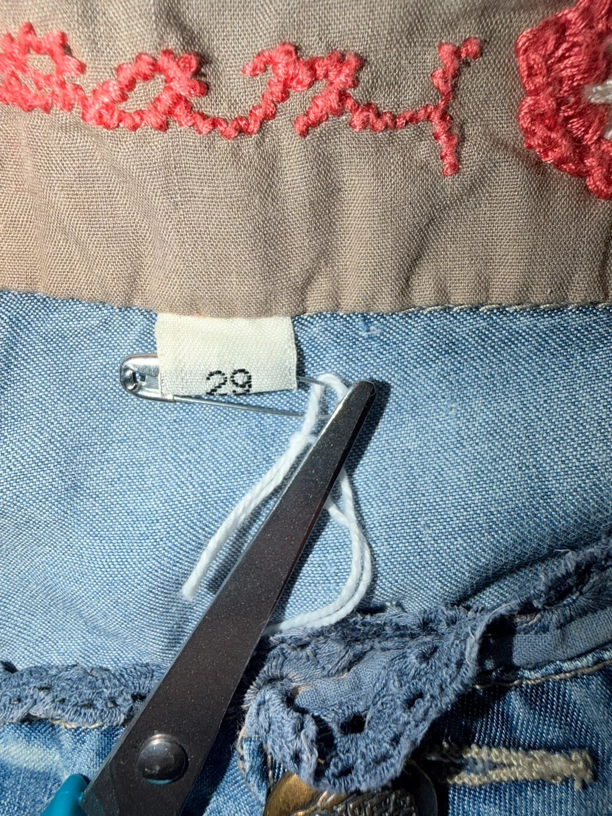 Short de verão feminino Guess jeans tamanho 29 – photo 6